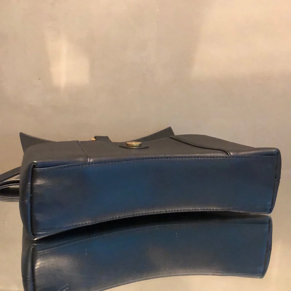 NWOT Balenciaga bag - Picture 9 of 9